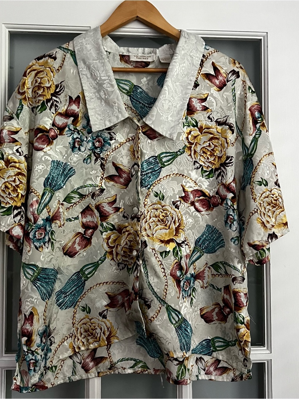 Vintage Victoria’s Secret Gold Label Pajama Top